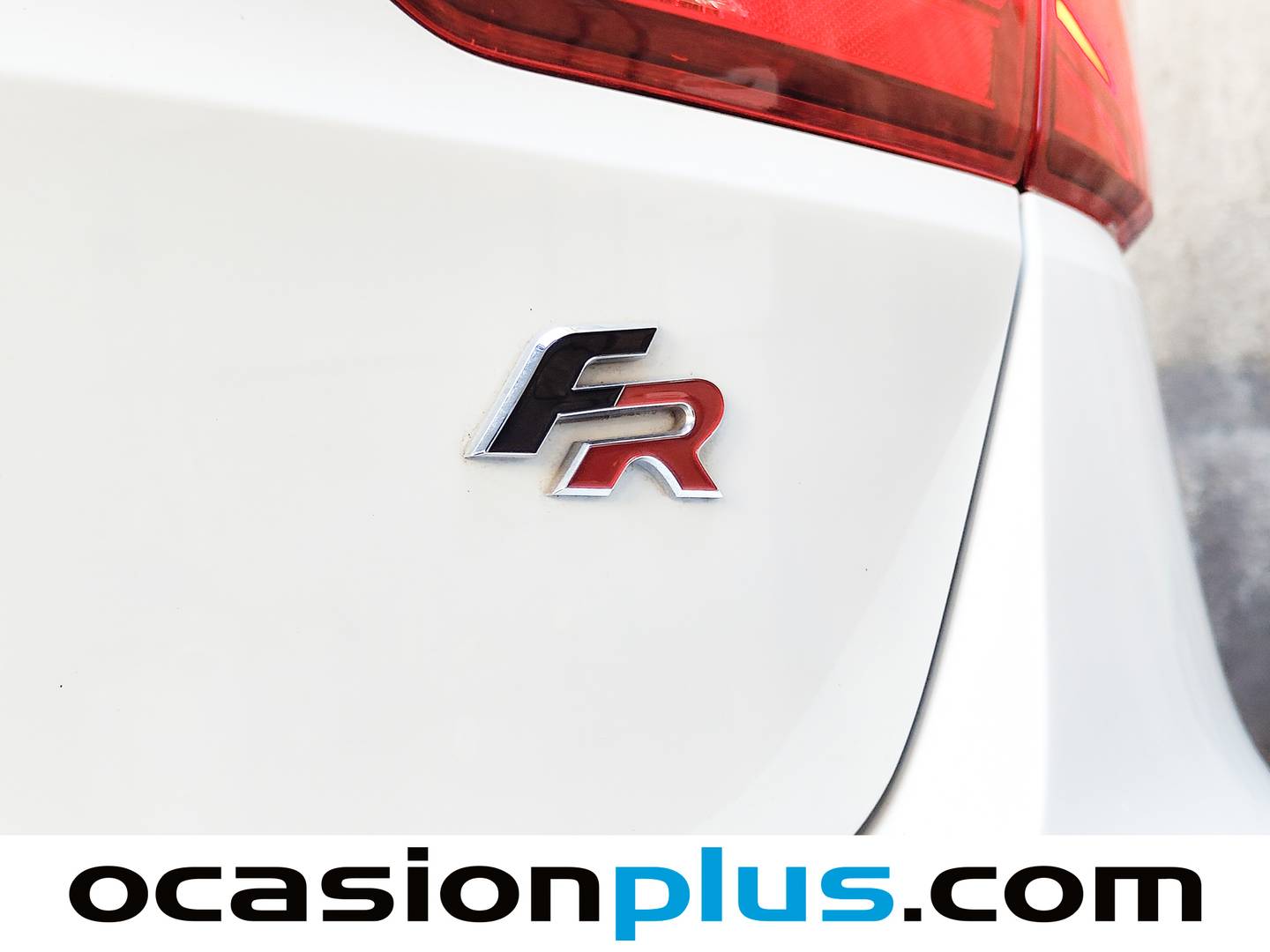 Seat León Seat León ST 1.5 EcoTSI S&S FR Edition (150 CV) de segunda mano