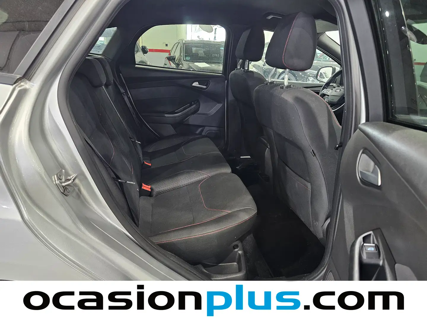 Foto Ford Focus Ford Focus 1.0 Ecoboost ST-Line Black&Red (125 CV)