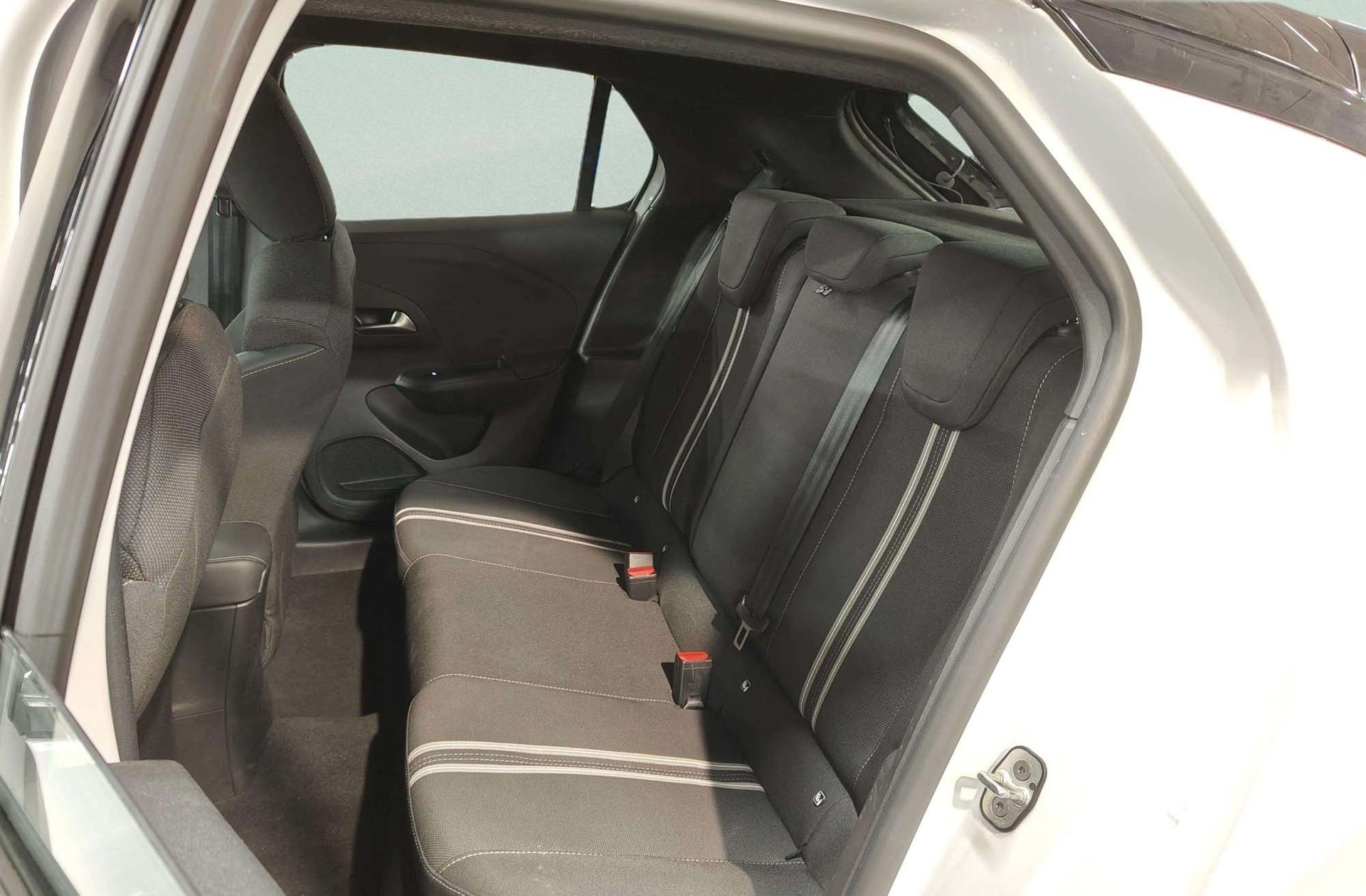 Opel Corsa 1.2 T XHL GS - foto 12