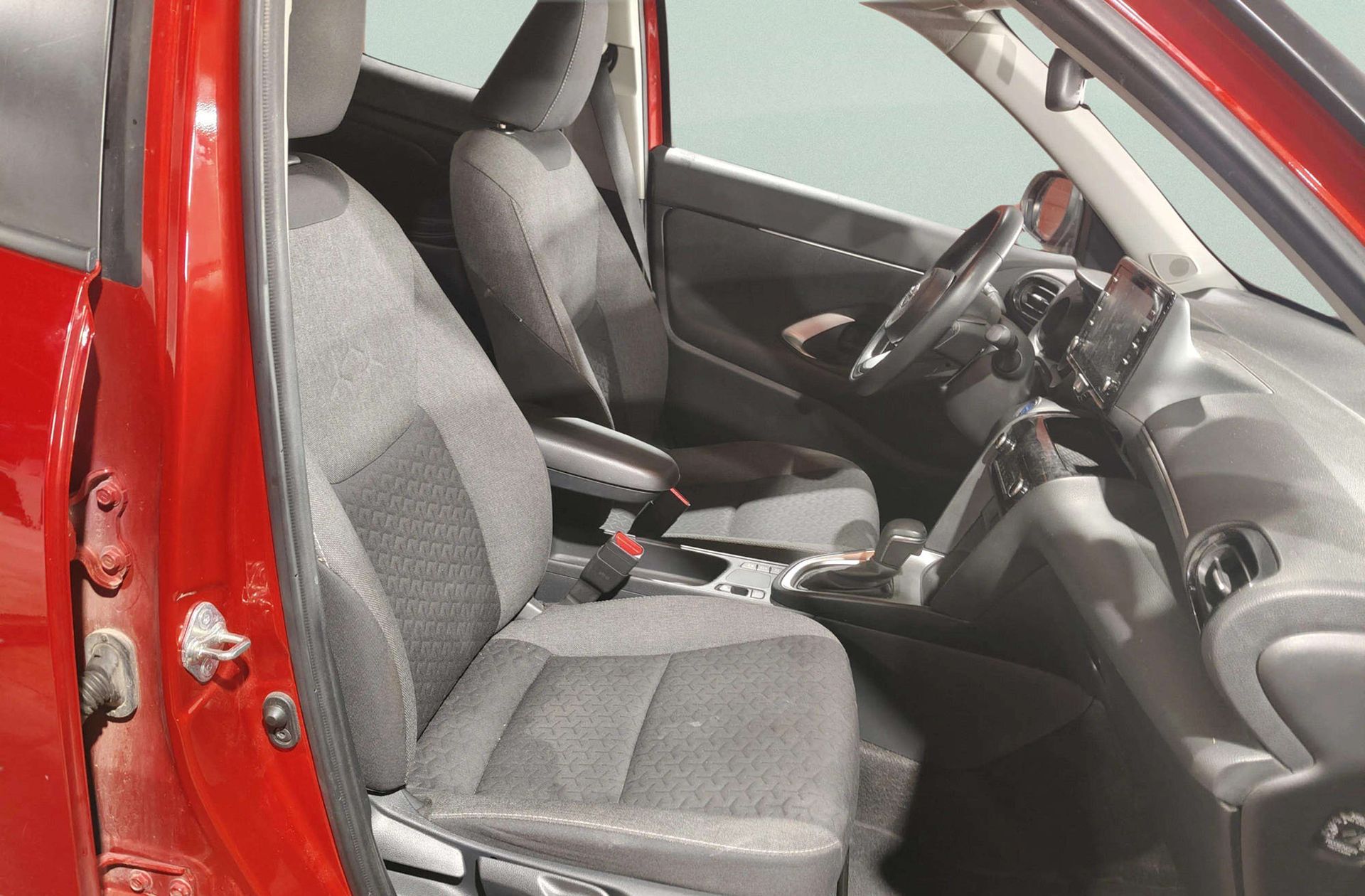 Toyota Yaris Cross 120H Business Plus - foto 15