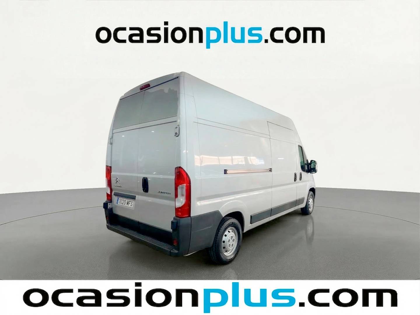 Foto delantera Citroën Jumper Citroen Jumper Furgon BlueHDi 140 35 L3H3 (140 CV) derecha