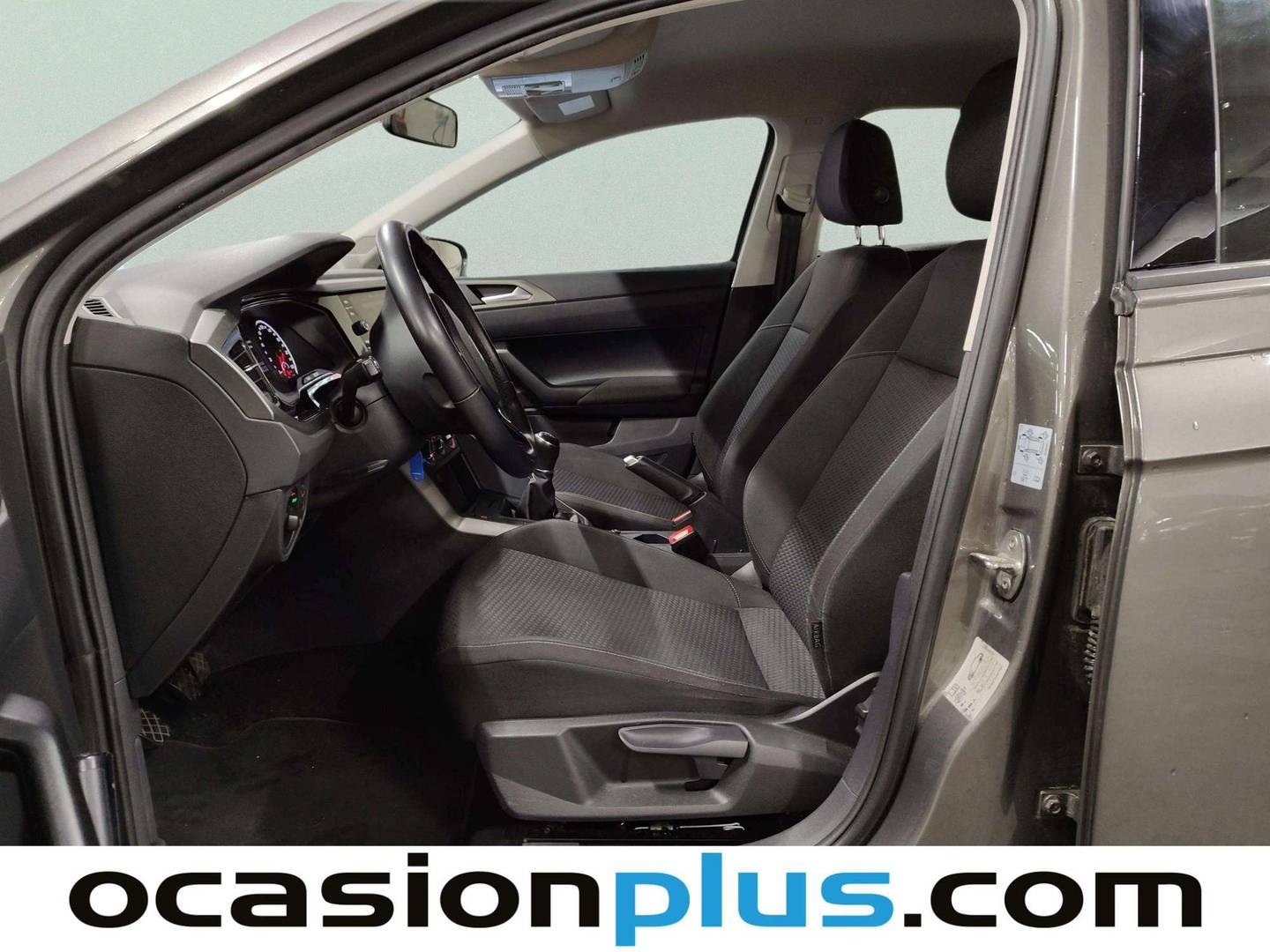 Foto asientos delanteros Volkswagen Polo Volkswagen Polo Advance 1.0 TSI (95 CV)
