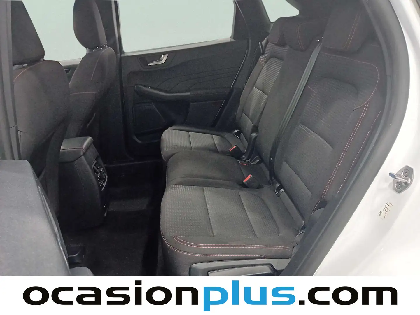 Foto Ford Kuga Ford Kuga 1.5 EcoBlue ST-Line (120 CV)