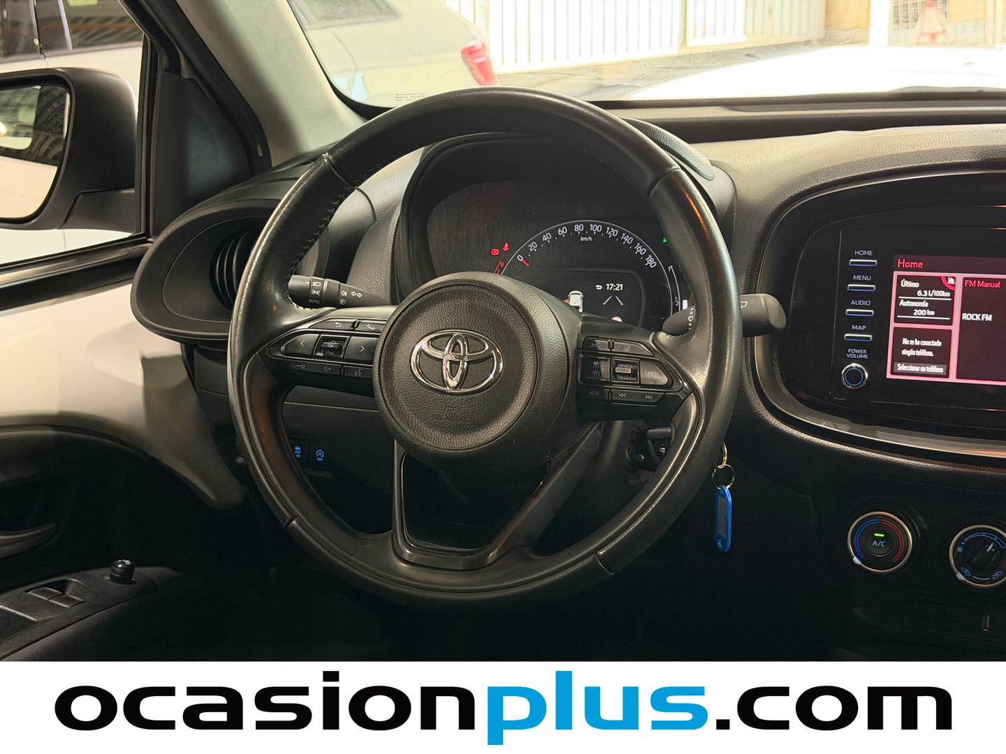 Toyota Aygo X Cross Toyota Aygo X Cross 1.0 VVT-I Play (72 CV) manual