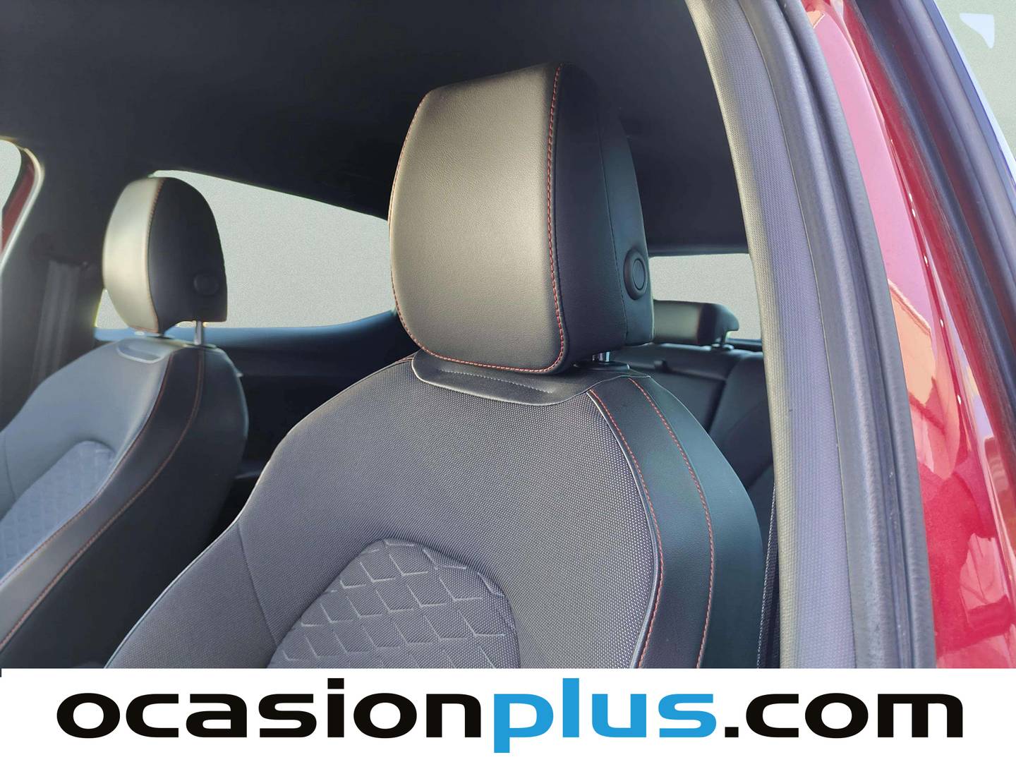 Extras y acabados del Seat León Seat León 1.5 eTSI S&S FR Launch Pack L DSG (150 CV)