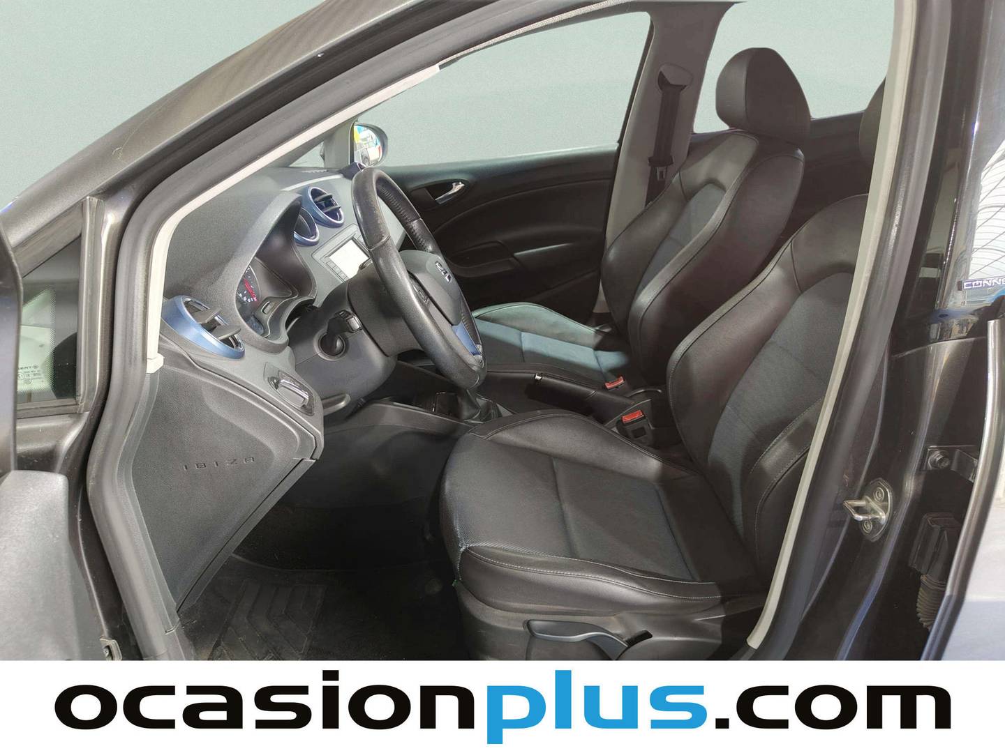Foto asientos delanteros Seat Ibiza Seat Ibiza 1.4 TDI Style Connect (90 CV)