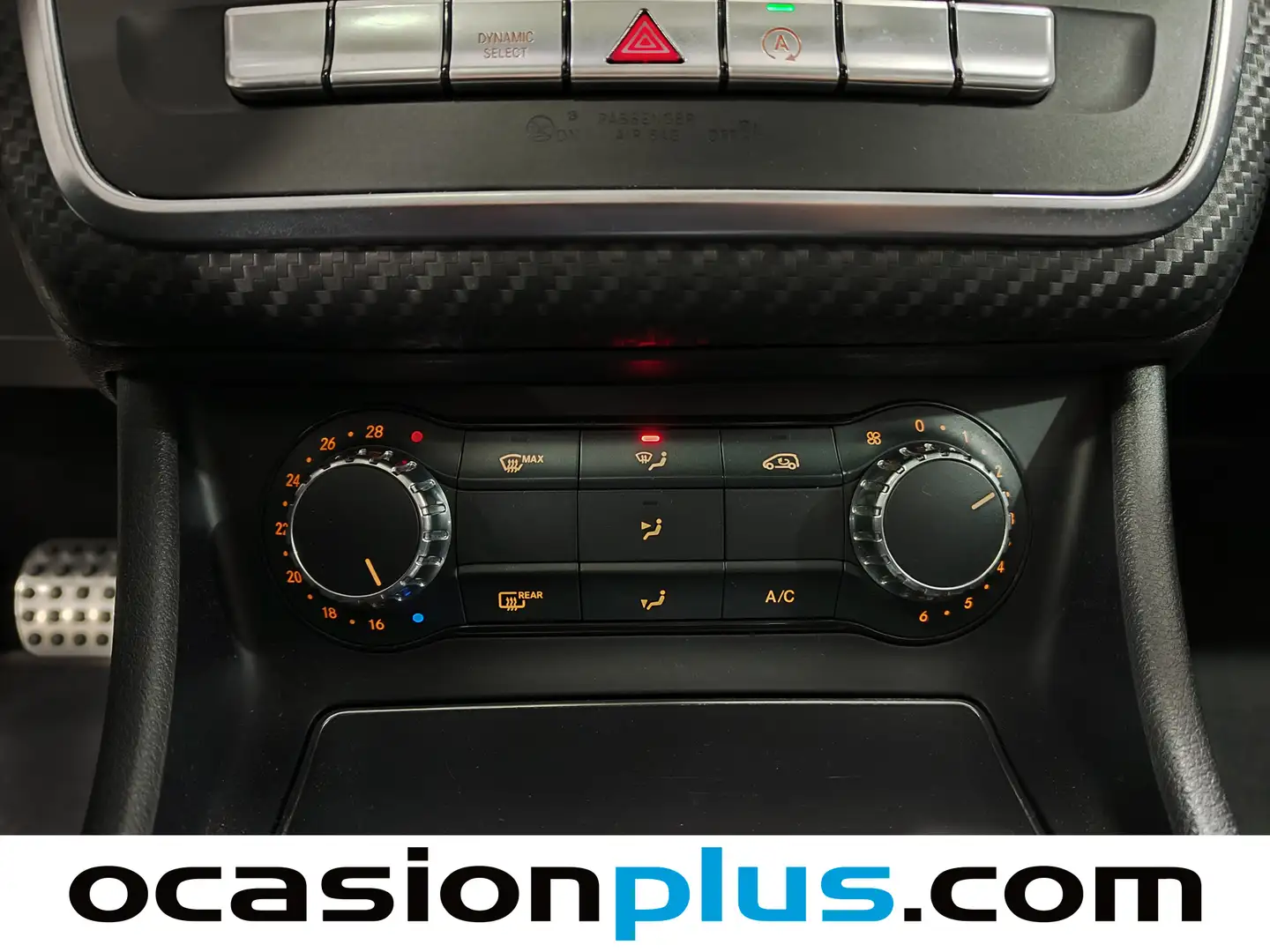 Foto Mercedes Clase A Mercedes-Benz Clase A 180 d AMG Line (109 CV)