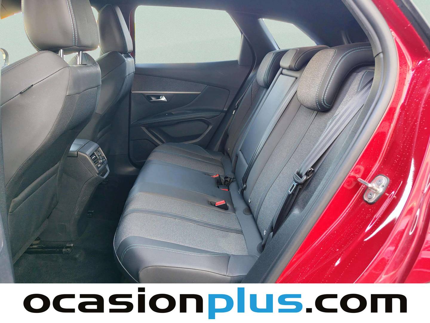 Foto asientos traseros Peugeot 3008 Peugeot 3008 PureTech 130 S&S Allure Pack EAT8 (130 CV)