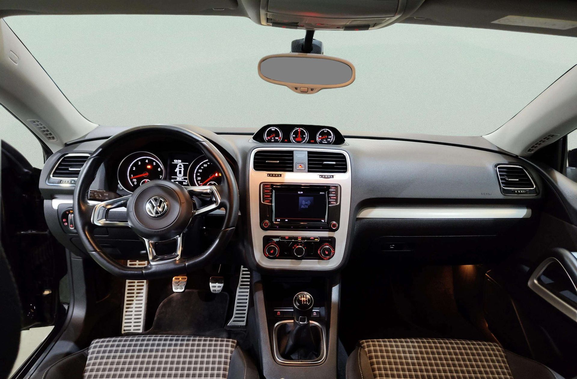 Volkswagen Scirocco by R-Line 1.4 TSI - foto 6