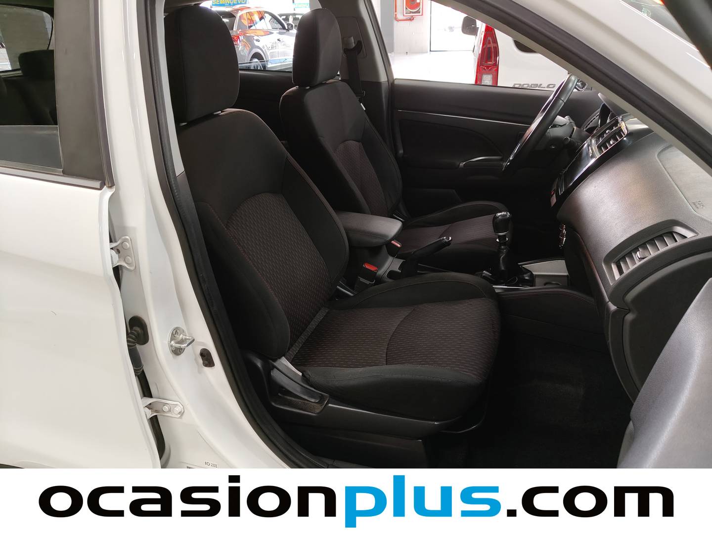 Foto asientos traseros Mitsubishi ASX Mitsubishi ASX 160 DI-D Motion (114 CV)