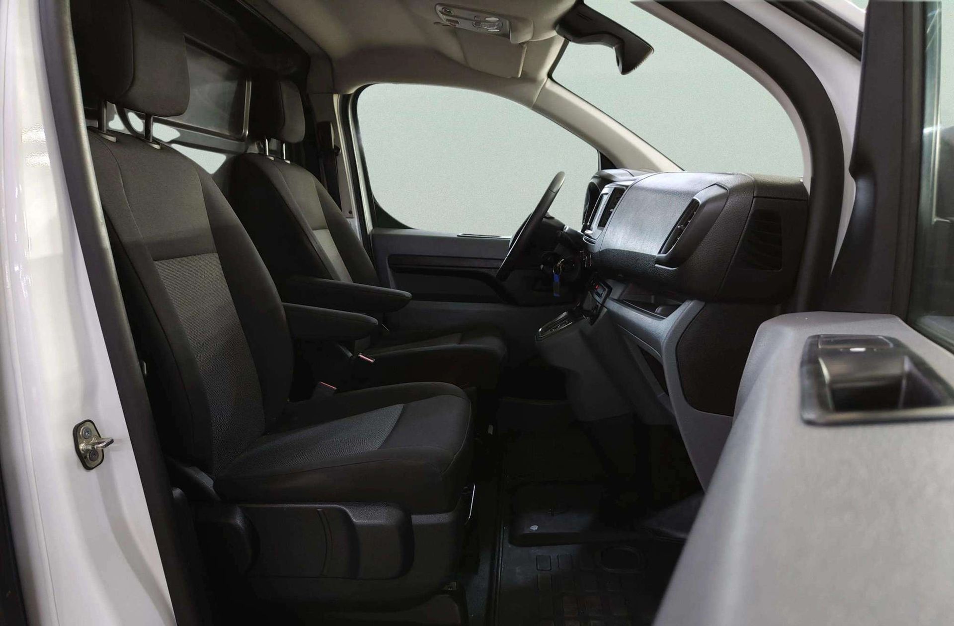 Opel Vivaro Furgon BEV 230 M Standard Select - foto 12