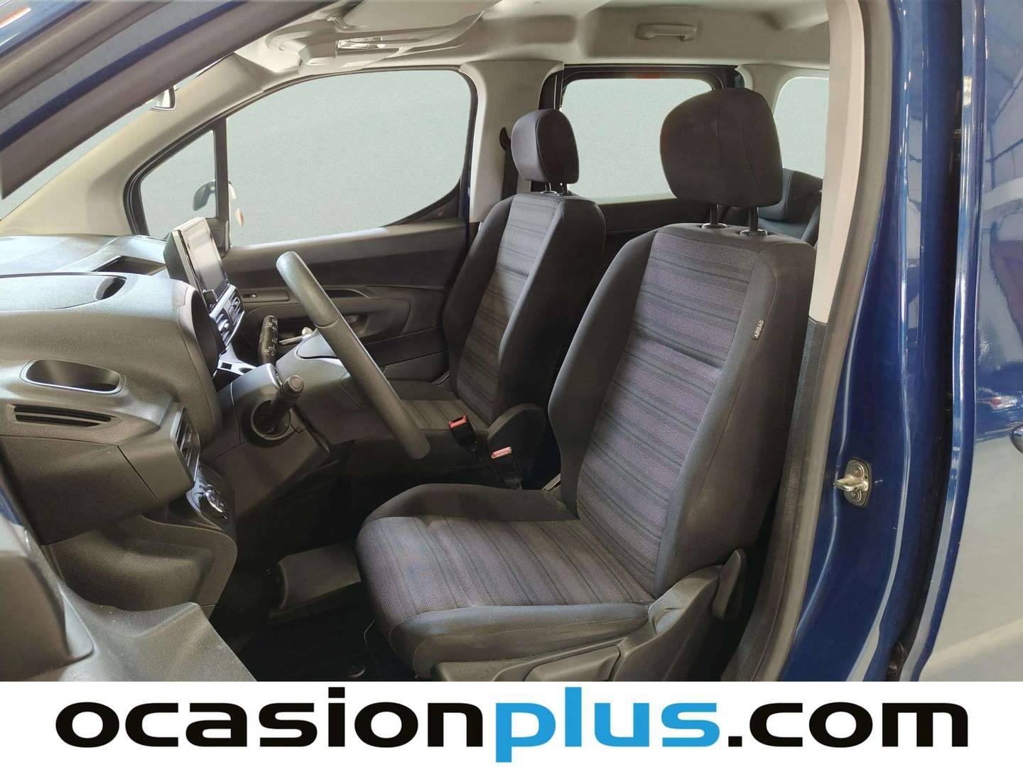 Foto asientos delanteros Opel Combo Life Opel Combo Life 1.5 TD S&S Edition Plus L (131 CV)