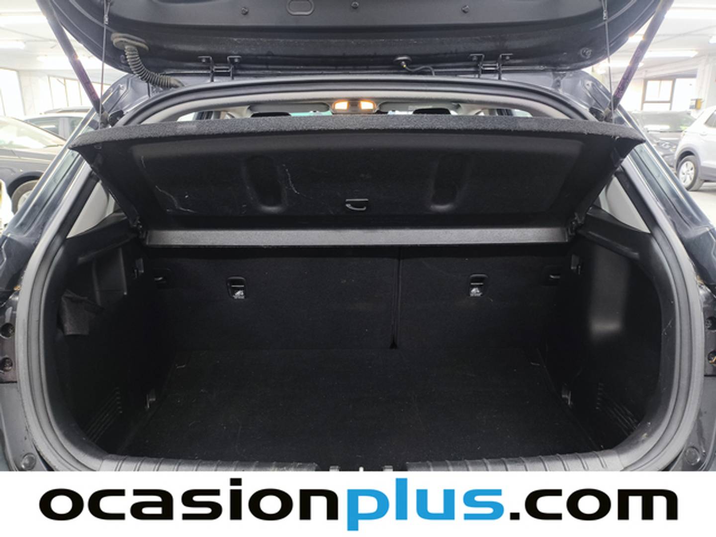 Fotos maletero KIA Stonic Kia Stonic 1.0 T-GDi MHEV Drive iMT (120 CV)