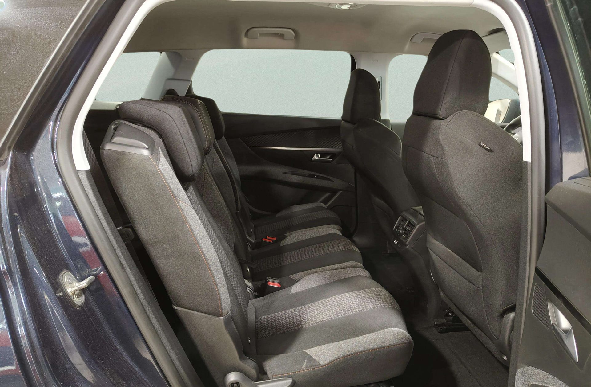 Peugeot 5008 1.6L BlueHDi Active EAT6 7 plazas - foto 21