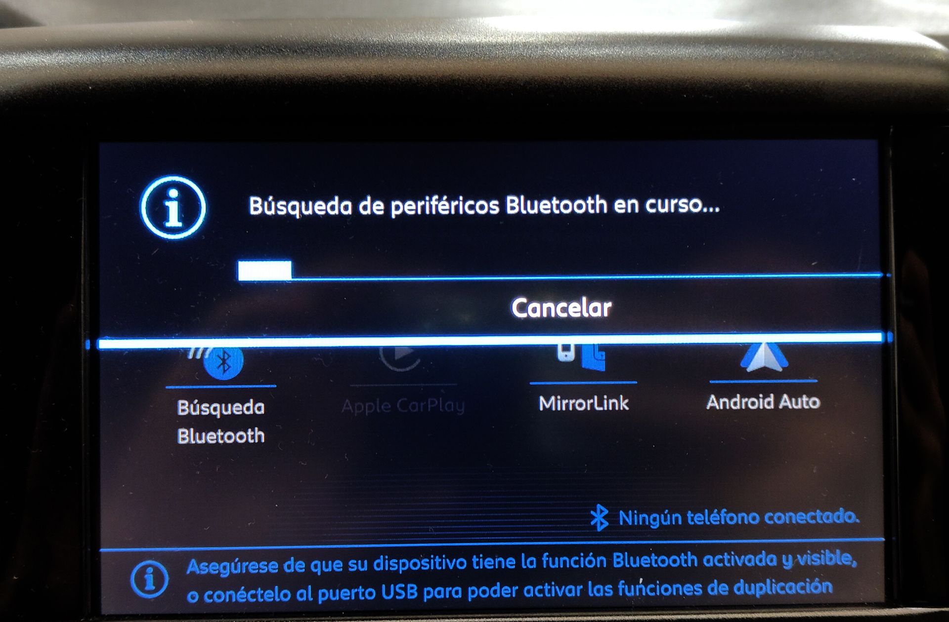 Peugeot 2008 BlueHDi 100 Style - foto 29