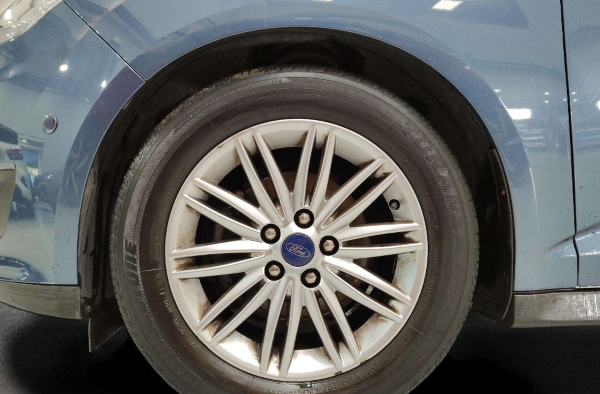 Ford C-Max 1.0 EcoBoost Trend+ - foto 32