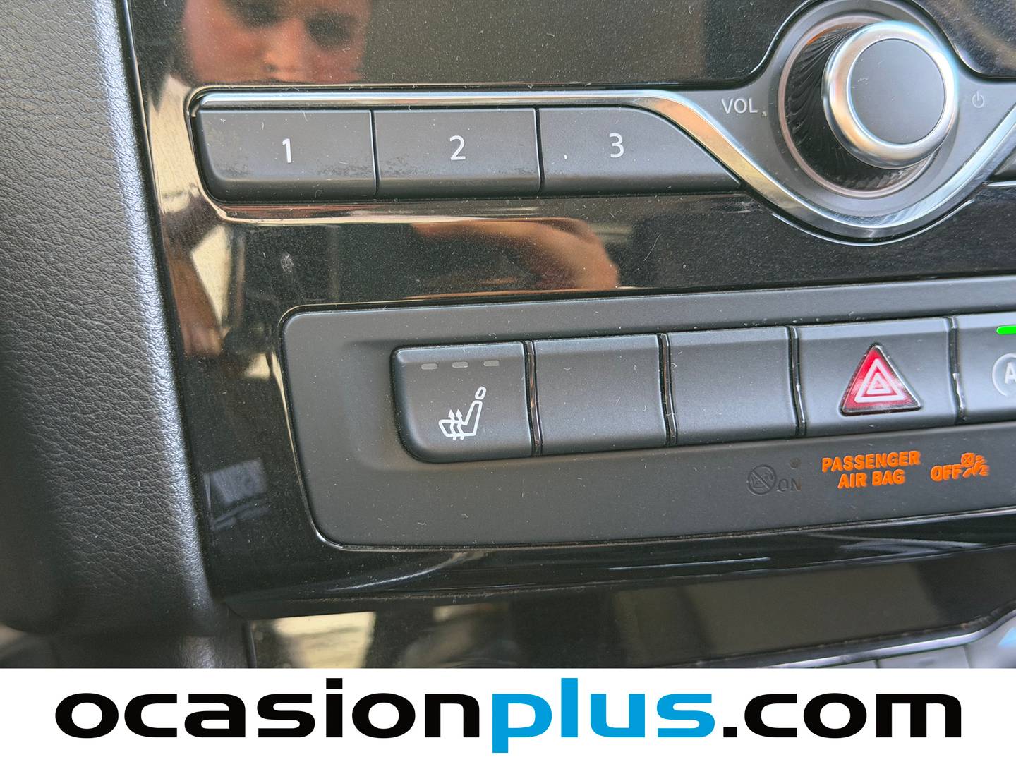 Foto Infiniti Q30 Infiniti Q30 1.5 D Premium (109 CV)