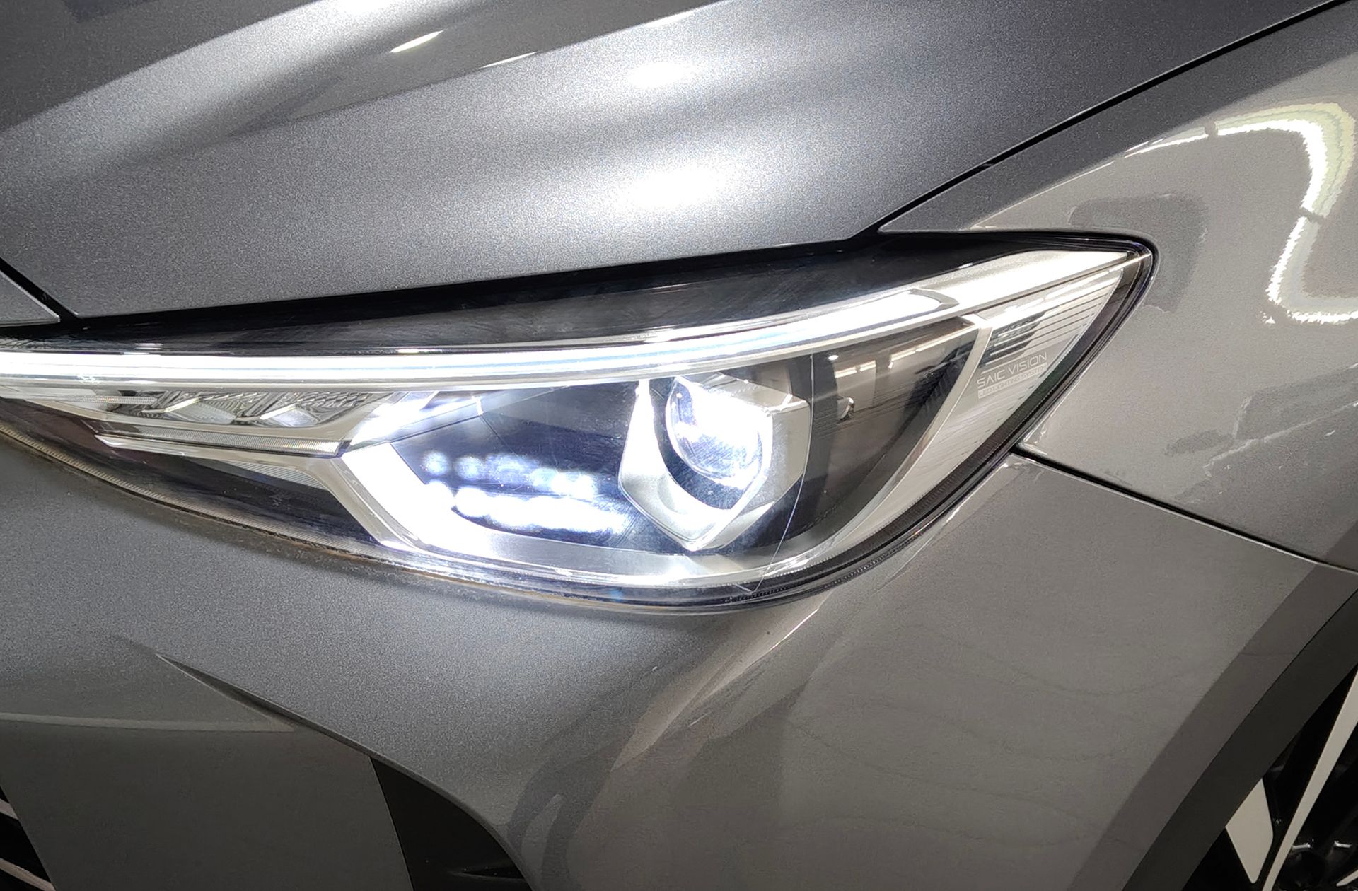 MG ZS 1.5 Hybrid+ Luxury - foto 14