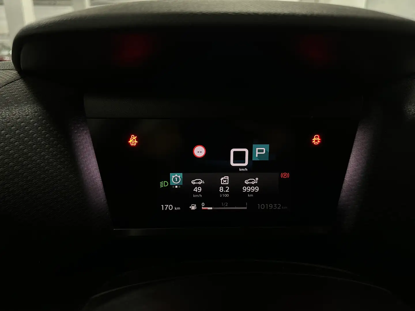 Foto Citroën C4 Citroen C4 BlueHDi 130 S&S Feel Pack EAT8 (130 CV)