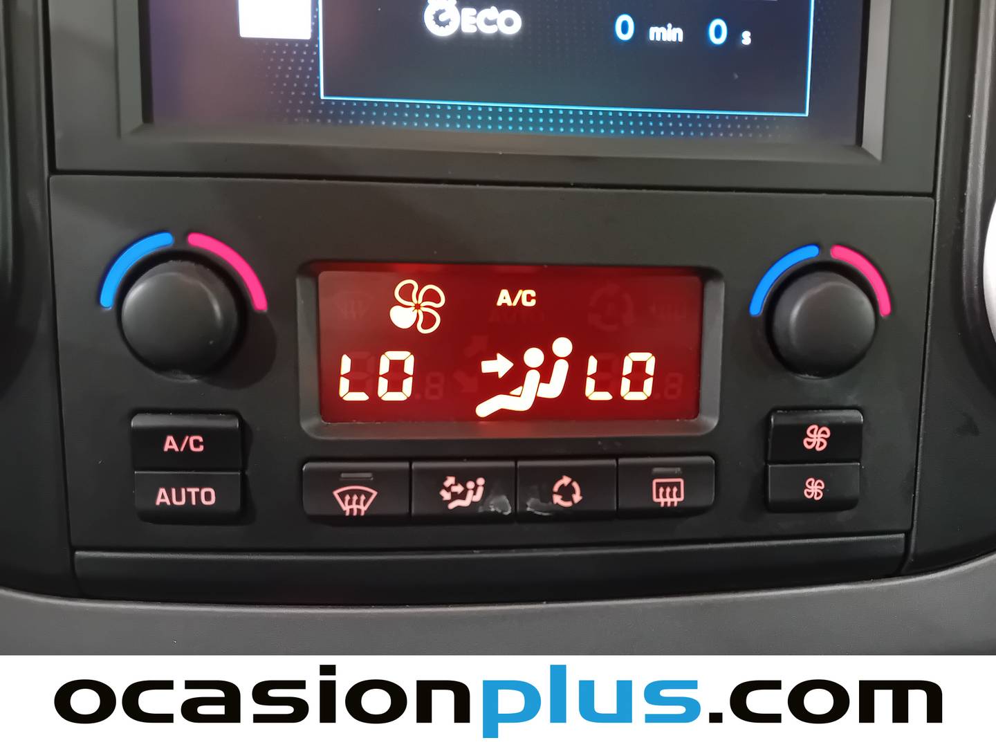 Foto Peugeot Partner Peugeot Partner Tepee 1.2 PureTech Outdoor (110 CV)