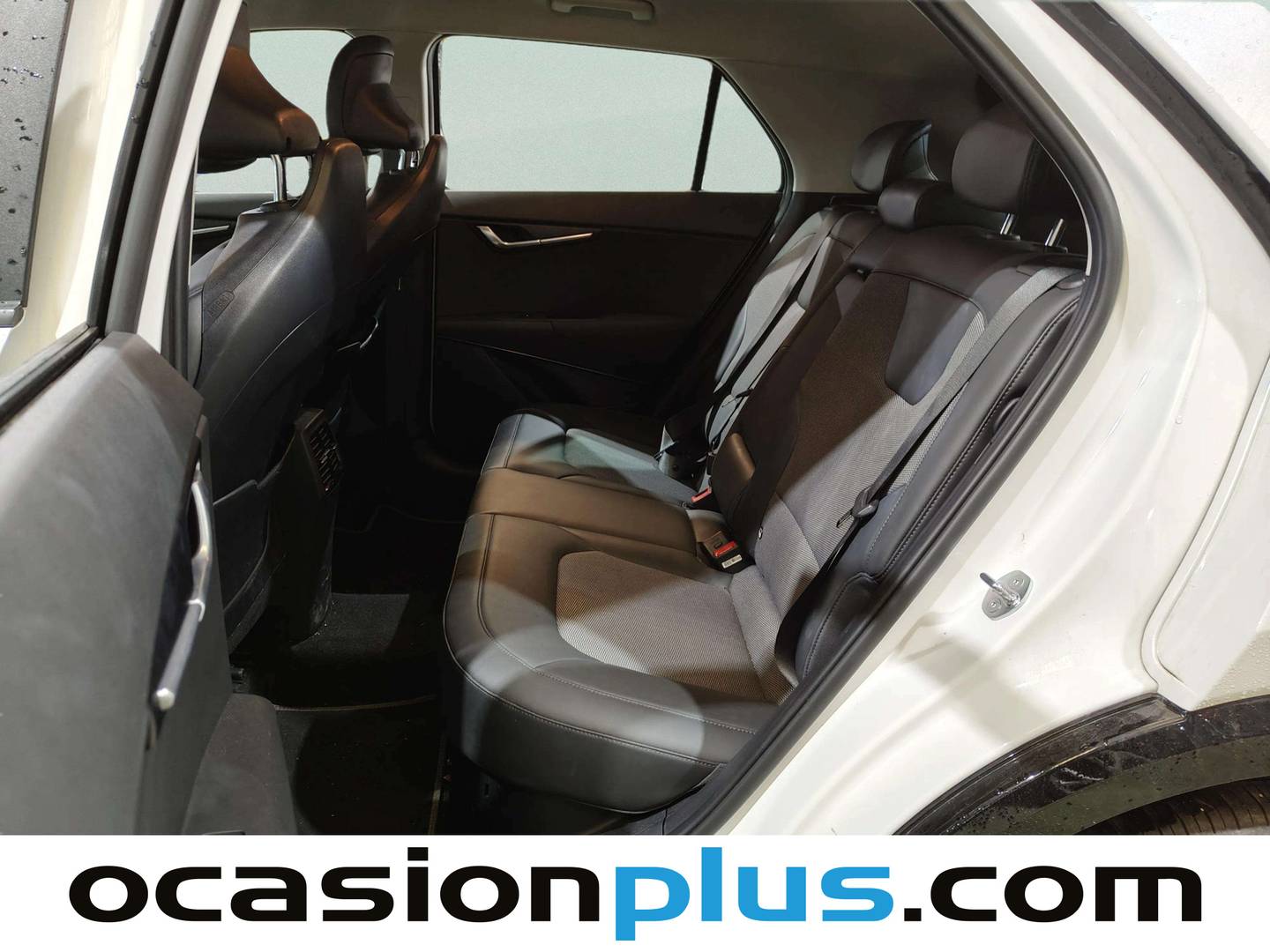 Foto KIA Niro Kia Niro 1.6 GDi HEV Drive (129 CV)