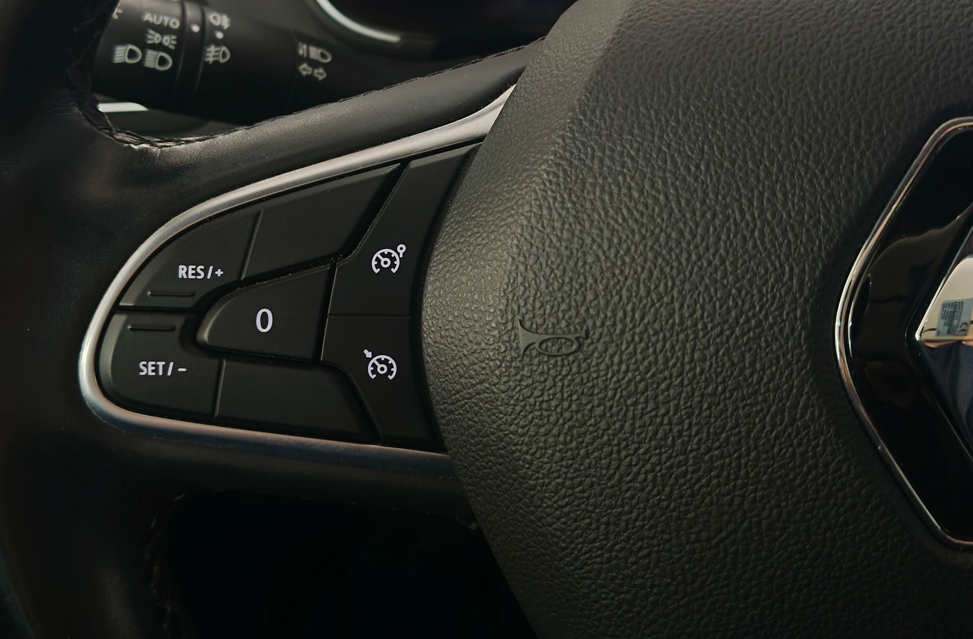 Renault Mégane Zen TCe GPF - foto 29
