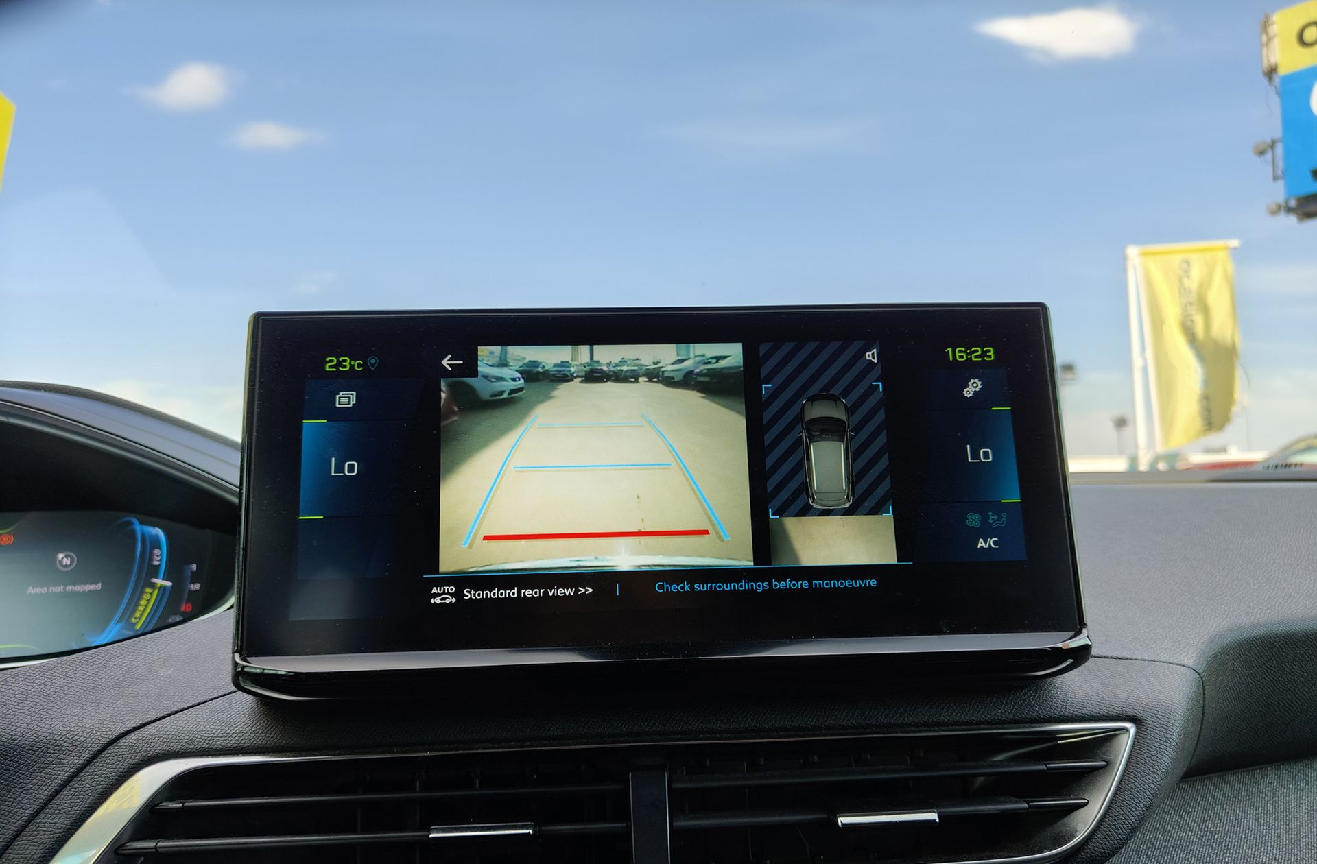 Peugeot 3008 300 Allure Pack e-EAT8 - foto 9
