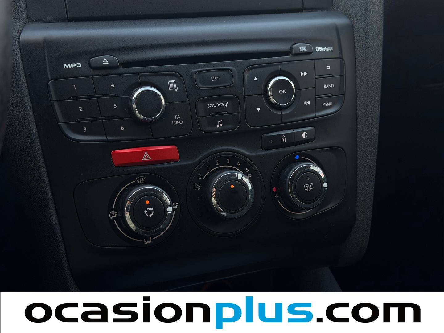 Extras del Citroën C4 Citroën C4 BlueHDi 100 Live (100 CV)