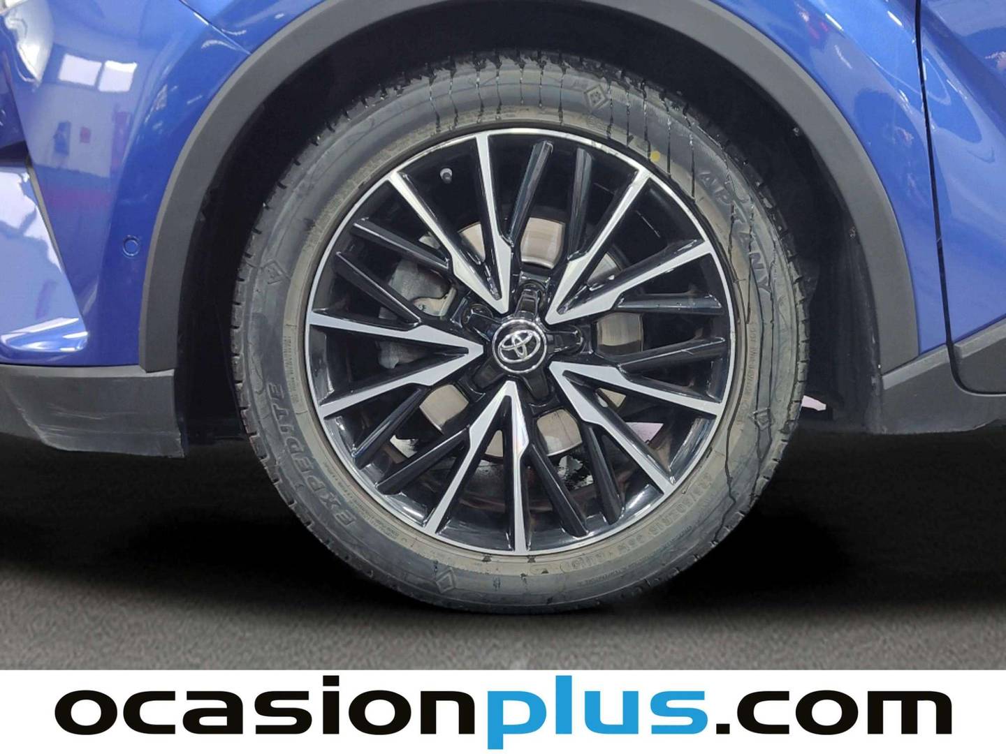 Toyota C-HR Toyota C-HR 1.8 125H Advance (122 CV) 122cv