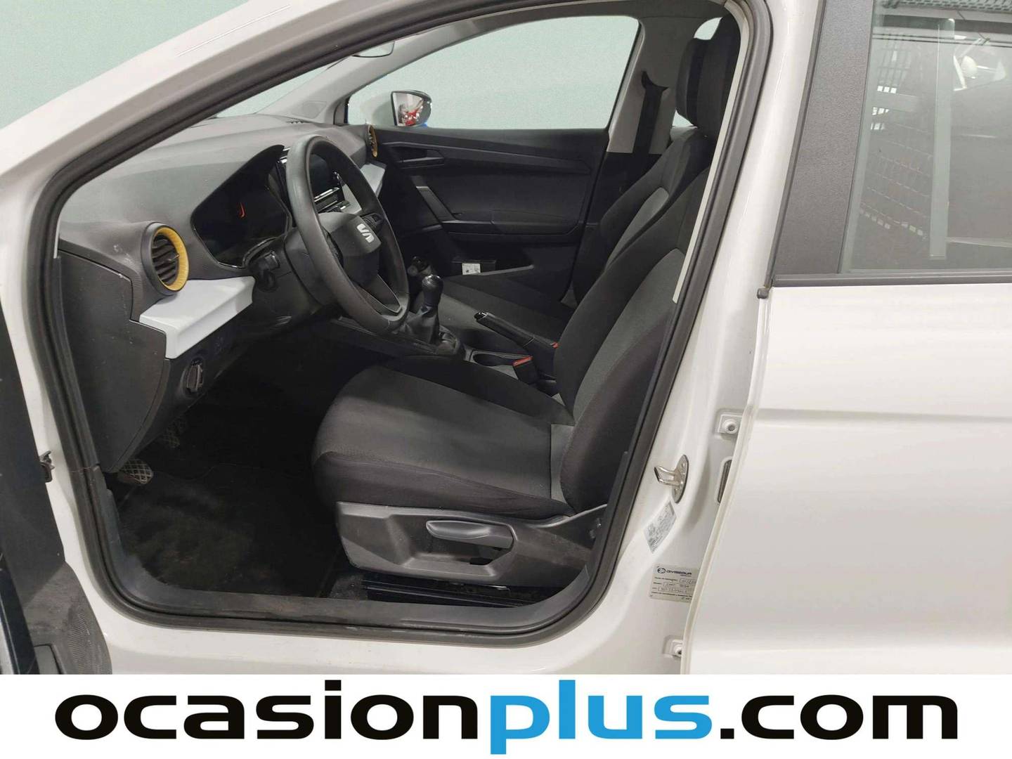 Foto asientos delanteros Seat Ibiza Seat Ibiza 1.0 MPI Reference XL (80 CV)