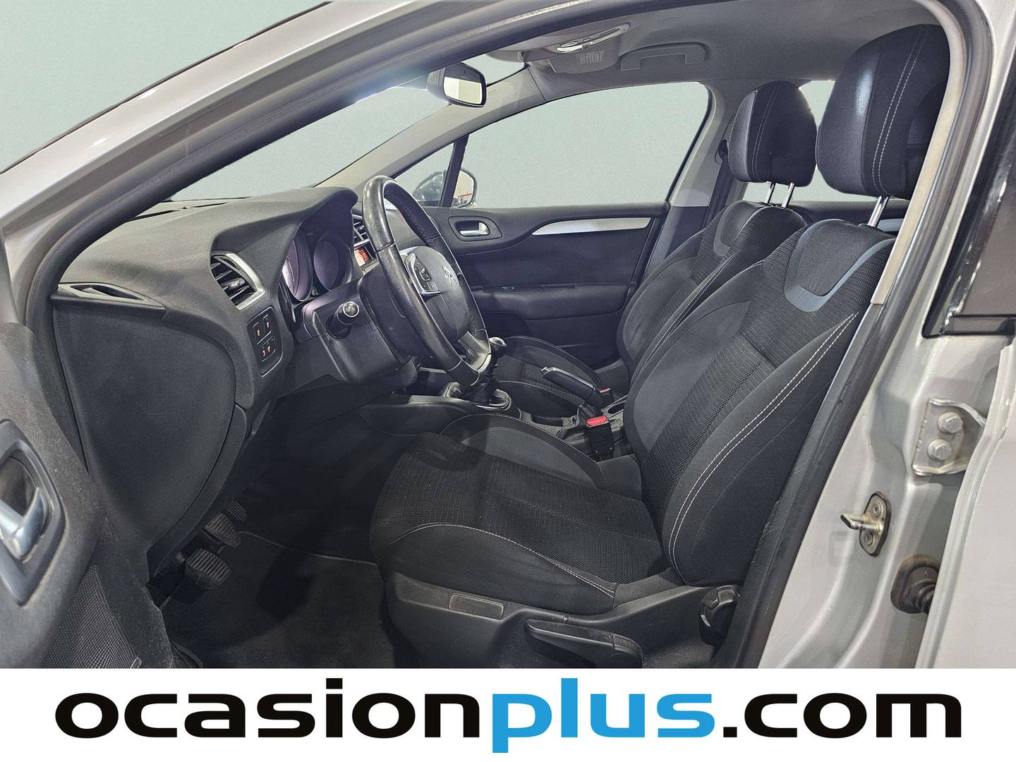 Foto asientos delanteros Citroën C4 Citroën C4 1.6 e-HDI Collection (114 CV)