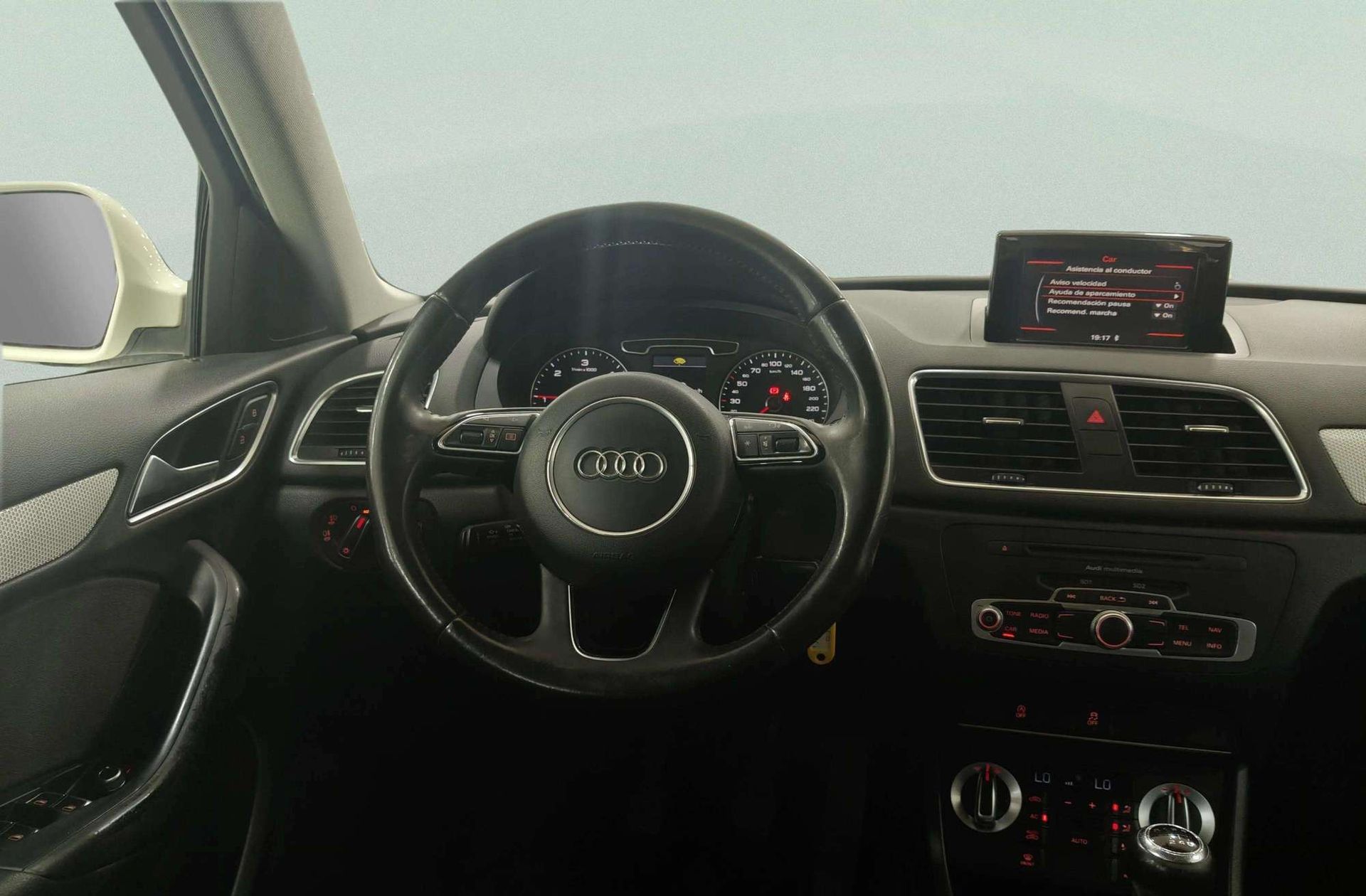 Audi Q3 Advanced 2.0 TDI - foto 19