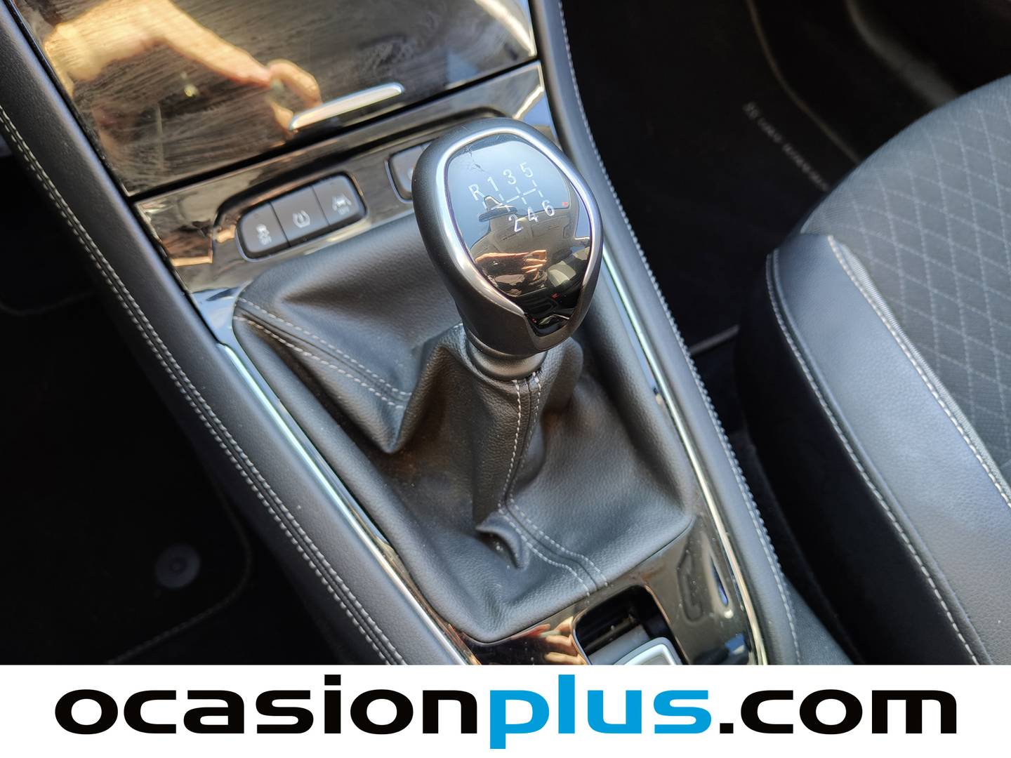 Foto Opel Grandland X Opel Grandland X 1.2 Turbo S&S Design Line (130 CV)