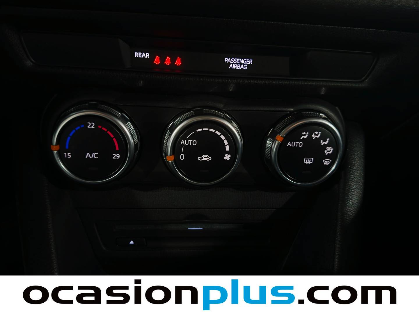 Foto Mazda CX-3 Mazda CX-3 2.0 G Evolution 2WD (121 CV)