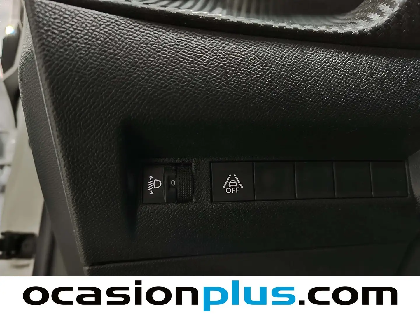 Foto Peugeot 2008 Peugeot 2008 PureTech 130 S&S Allure (130 CV)