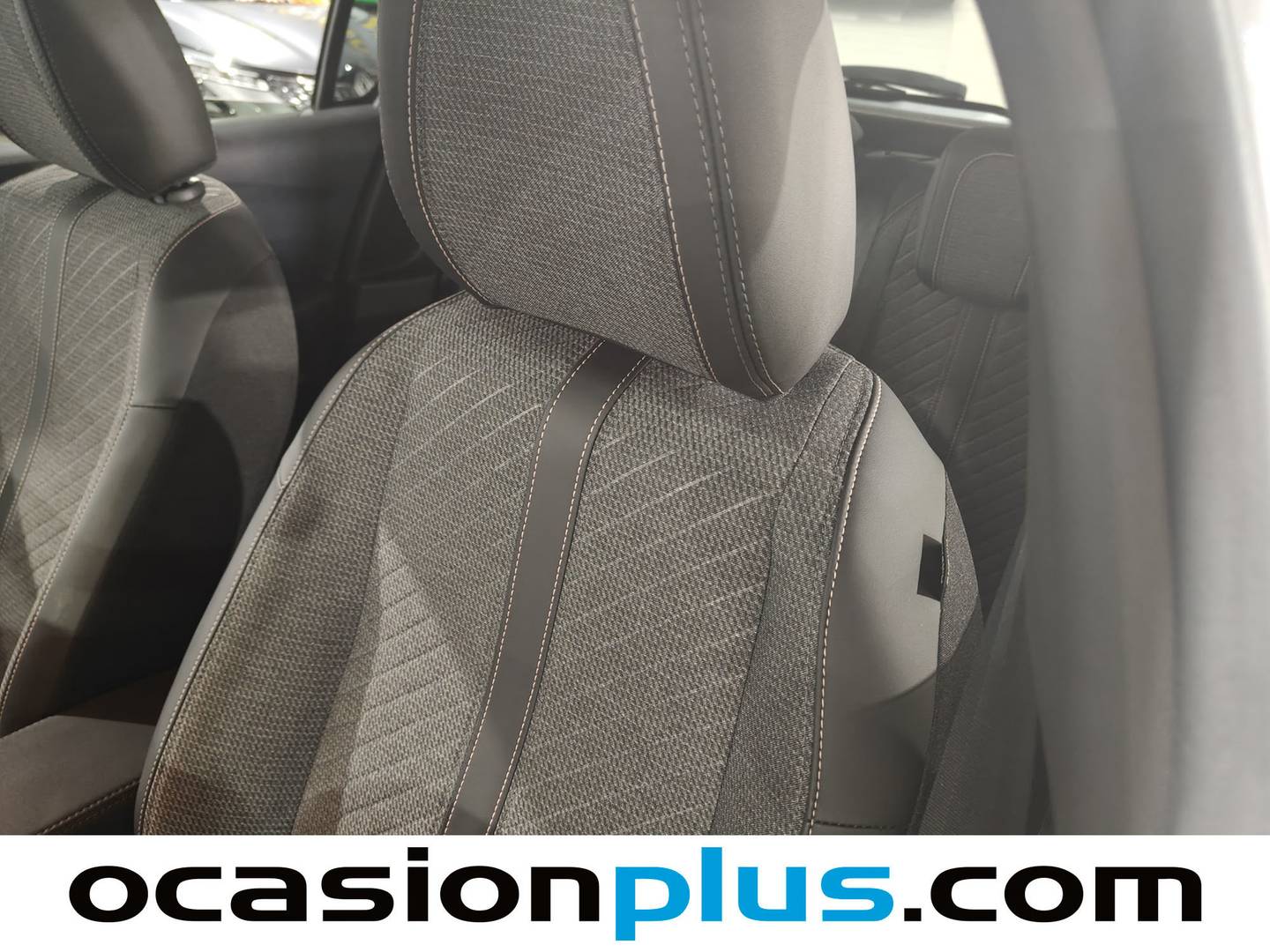 Foto Peugeot 208 Peugeot 208 PureTech 100 Allure (100 CV)