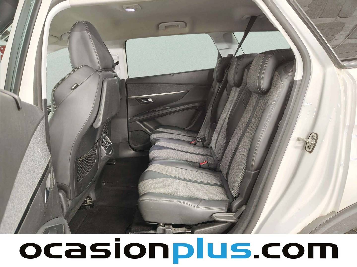 Foto asientos traseros Peugeot 5008 Peugeot 5008 BlueHDi 130 S&S Allure 7 Plazas  (130 CV)