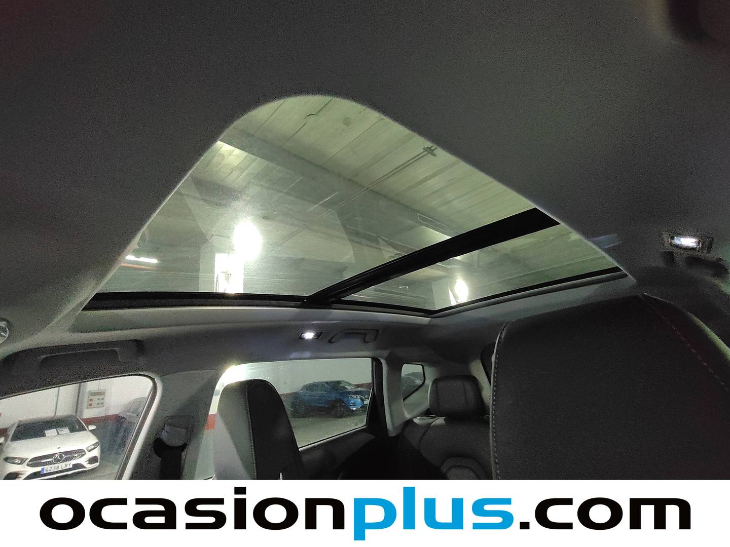 Extras y acabados del EBRO S700 EBRO S700 1.6 TGDI Luxury 7 DCT (147 CV)