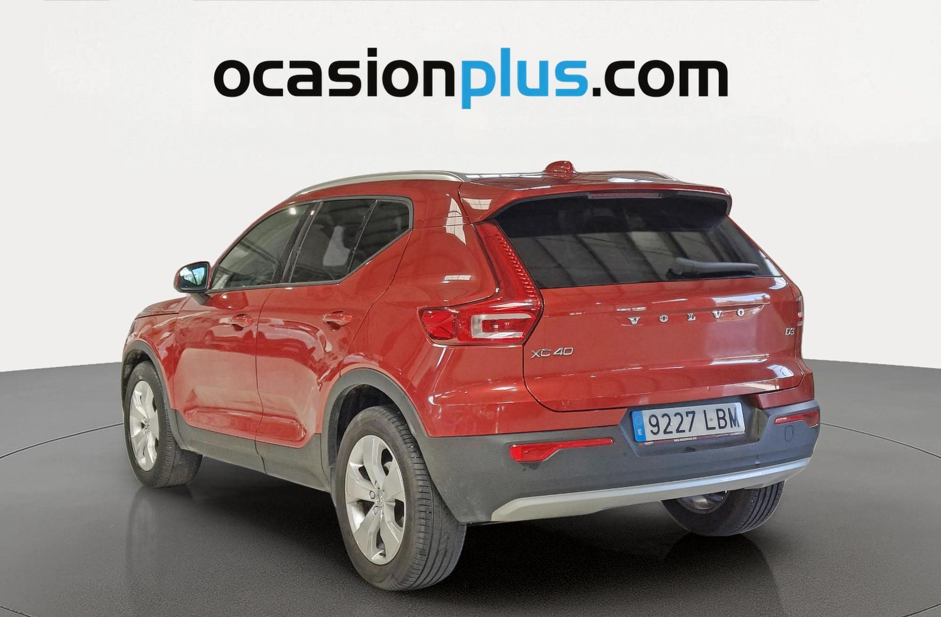 Volvo XC40 D3 Momentum - foto 3