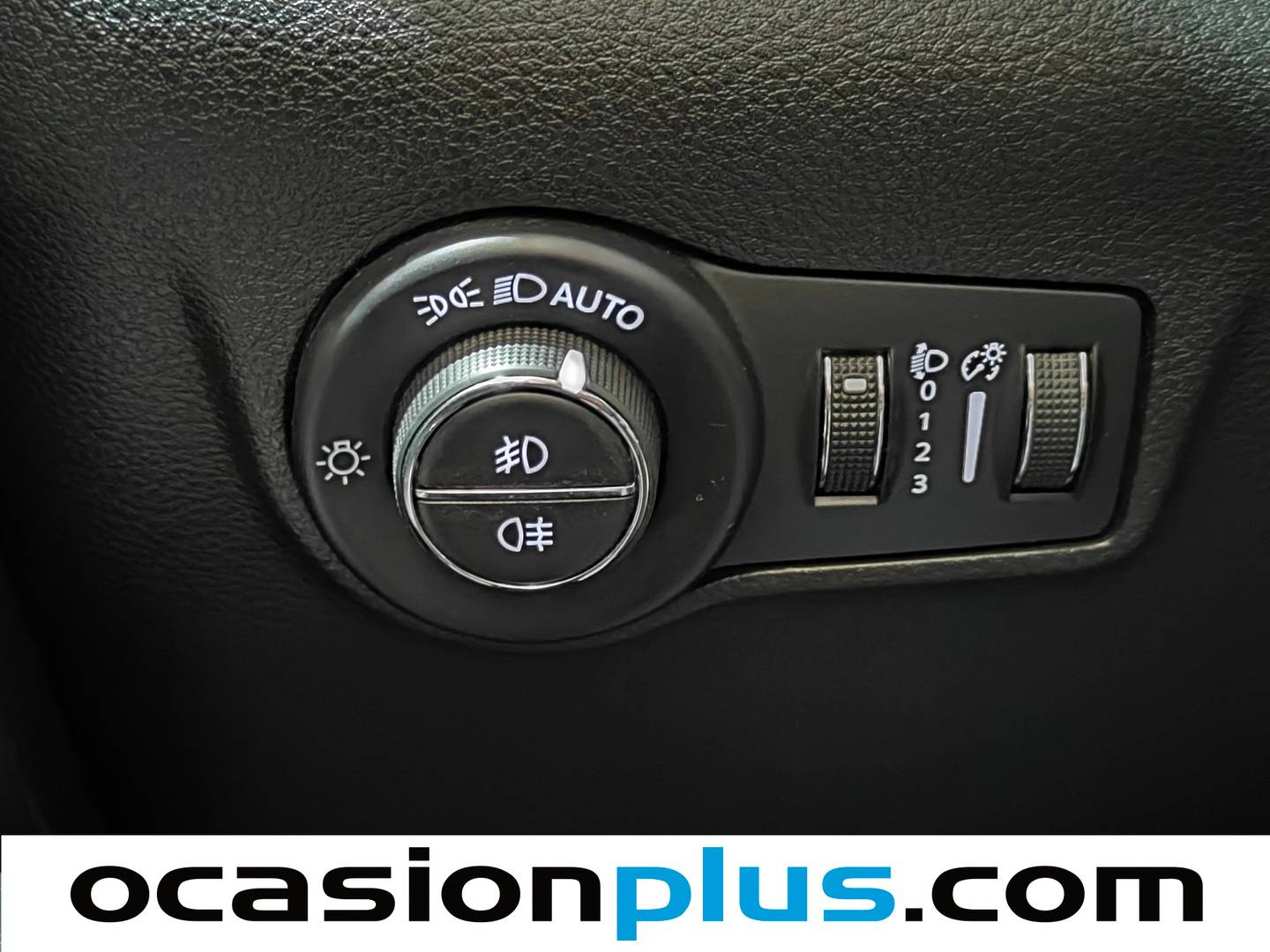 Foto Jeep Compass Jeep Compass 1.3 Gse Limited 4x2 FWD (130 CV)