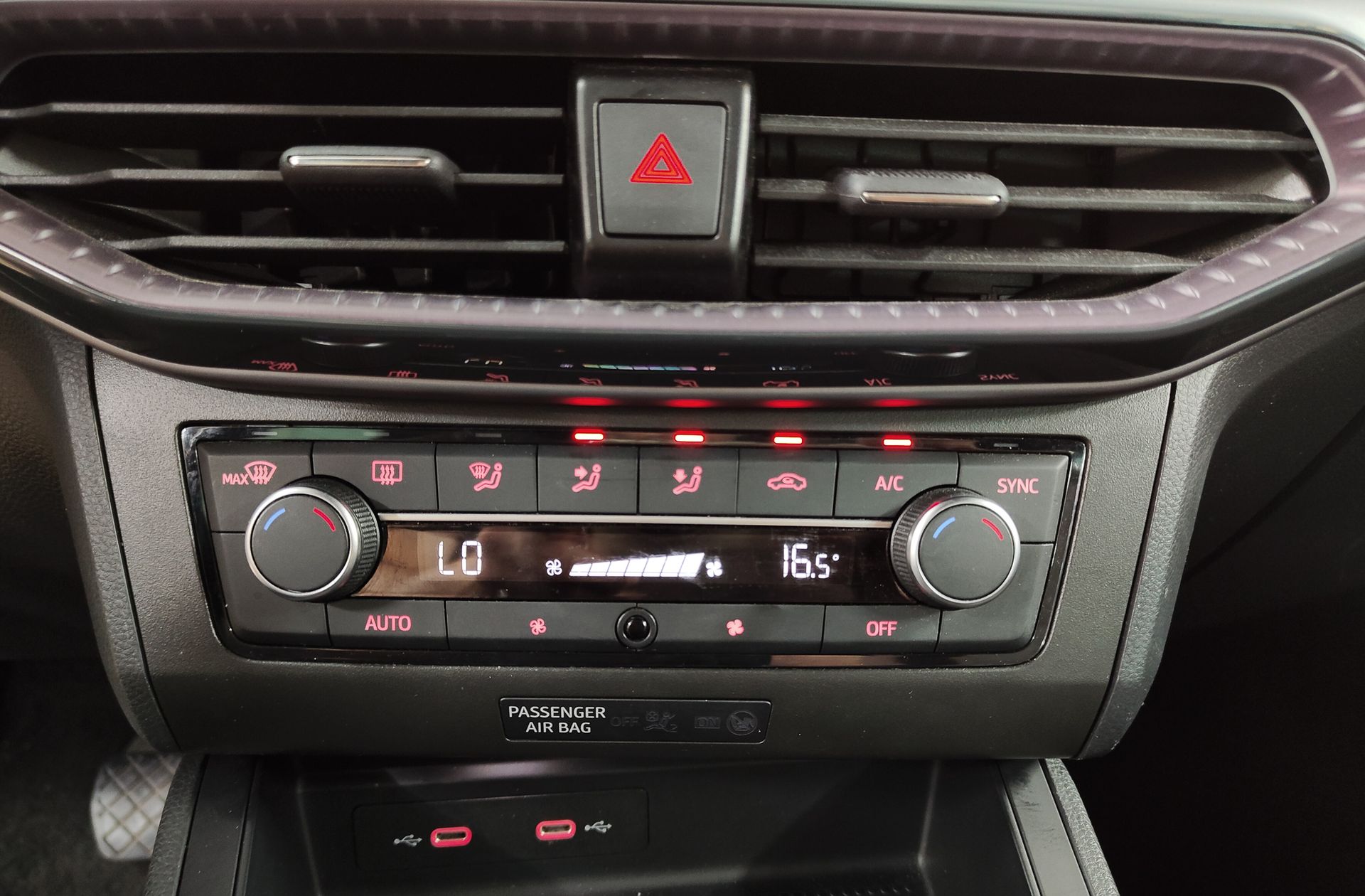 SEAT Ibiza 1.0 TSI Xcellence - foto 33