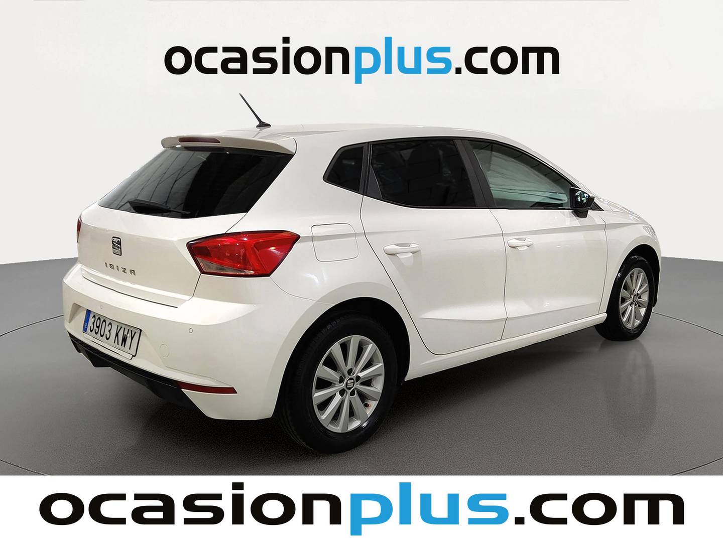 Foto trasera Seat Ibiza Seat Ibiza 1.0 MPI Style Plus (80 CV) derecha