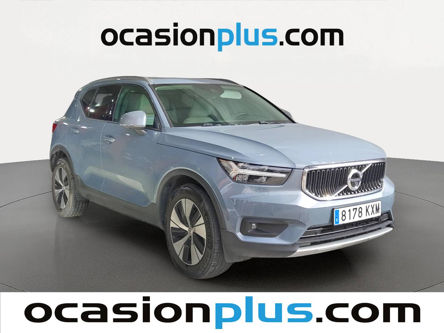 Foto delantera Volvo XC40 Volvo XC40 T3 Momentum (163 CV) derecha
