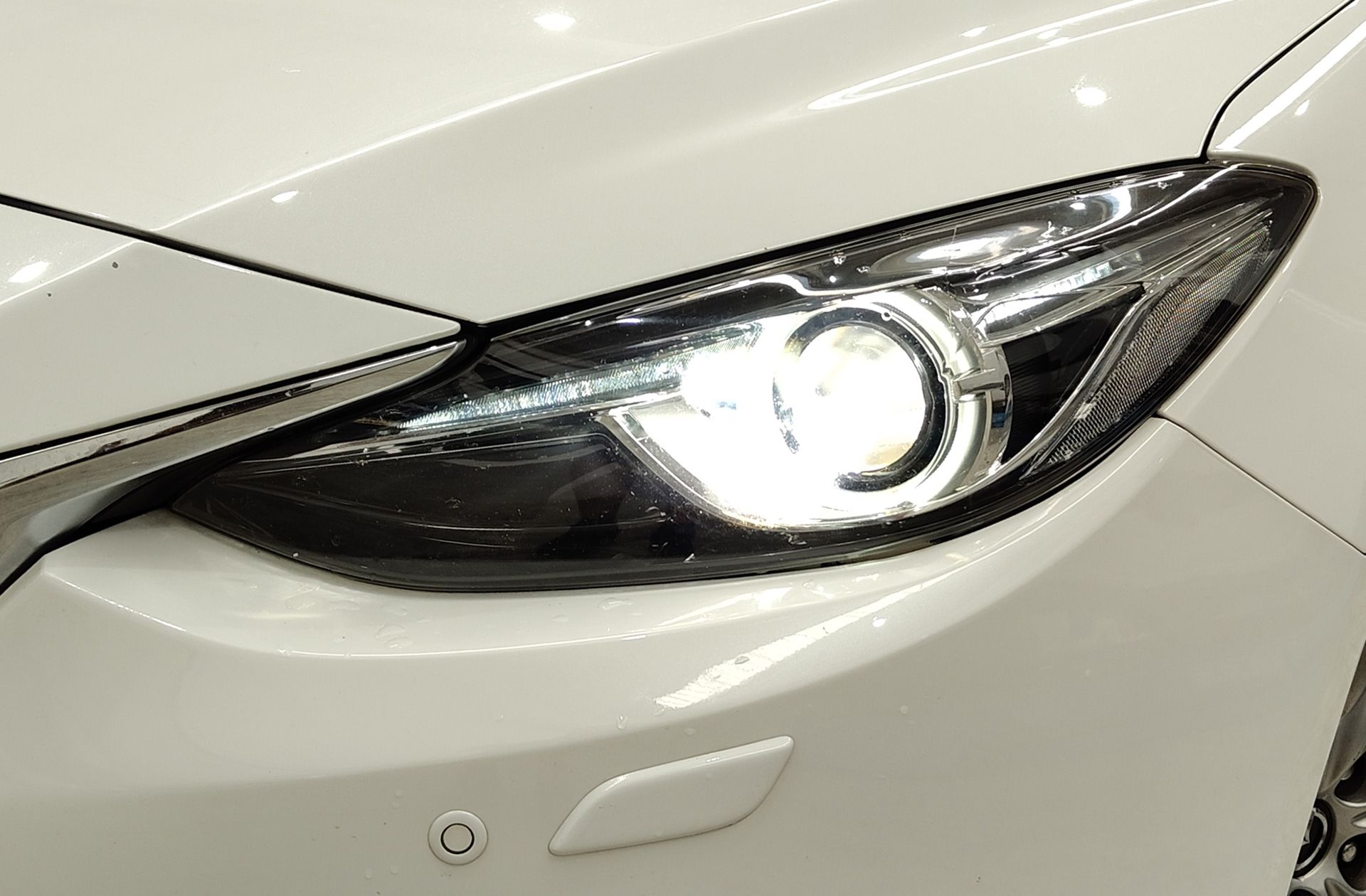 Mazda Mazda3 2.2 DE Luxury - foto 16
