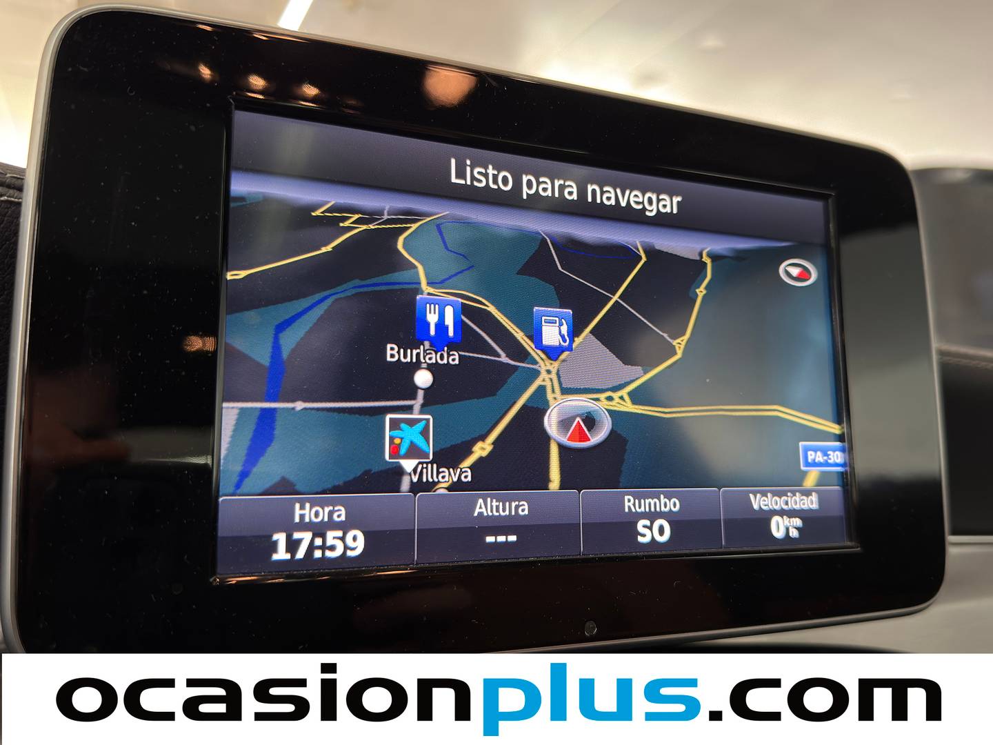Equipamiento del Mercedes Clase C Mercedes Clase C Coupe 300 AMG Line (245 CV)