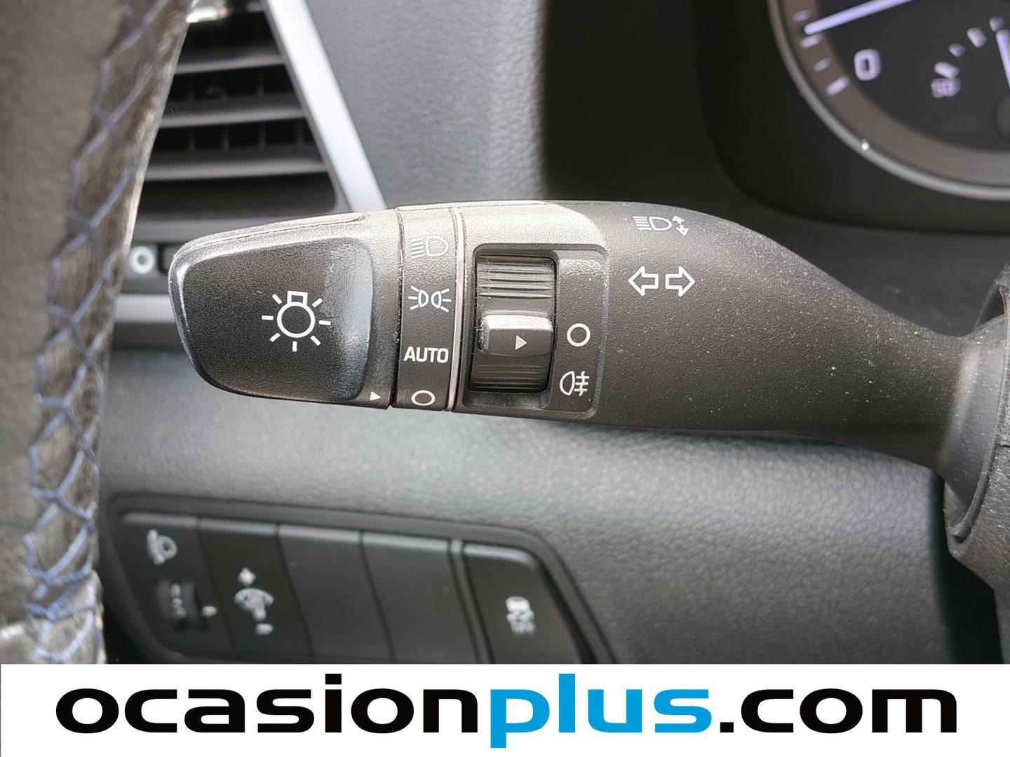 Extras y acabados del Hyundai Tucson Hyundai Tucson 1.6 GDI BlueDrive Essence 4x2 (131 CV)