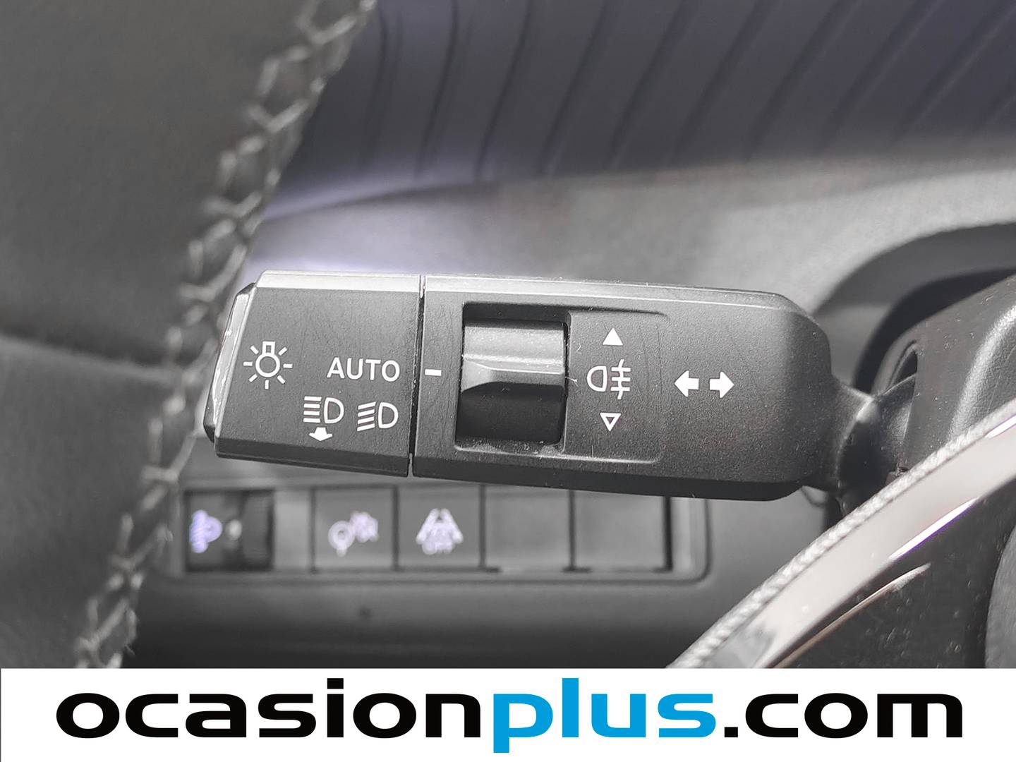 Citroën C3 Aircross Citroën C3 Aircross Hybrid 136 Plus e-DCS6 (136 CV) seminuevo