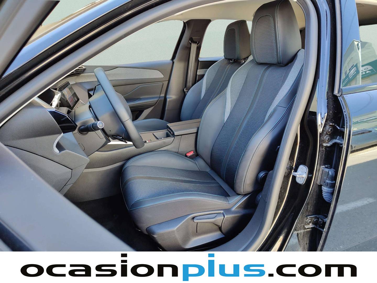 Foto asientos delanteros Peugeot 308 Peugeot 308 Allure Hybrid eDCS6 (145 CV)