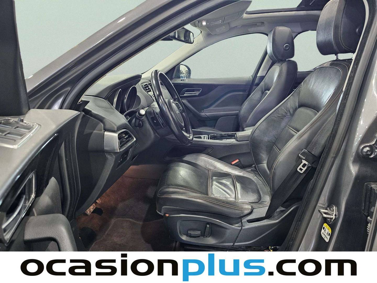 Foto asientos delanteros Jaguar F-Pace Jaguar F-PACE 2.0L i4D Prestige AWD Auto (180 CV)