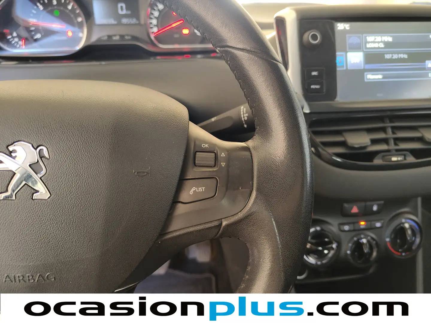 Foto Peugeot 208 Peugeot 208 HDi 68 Style (68 CV)